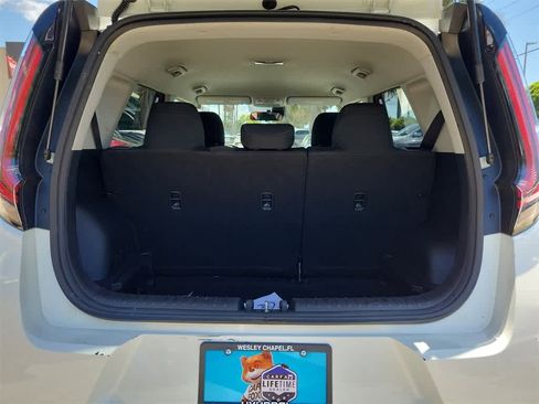 Used 2023 Kia Soul LX w/ Option Group 015 image 14