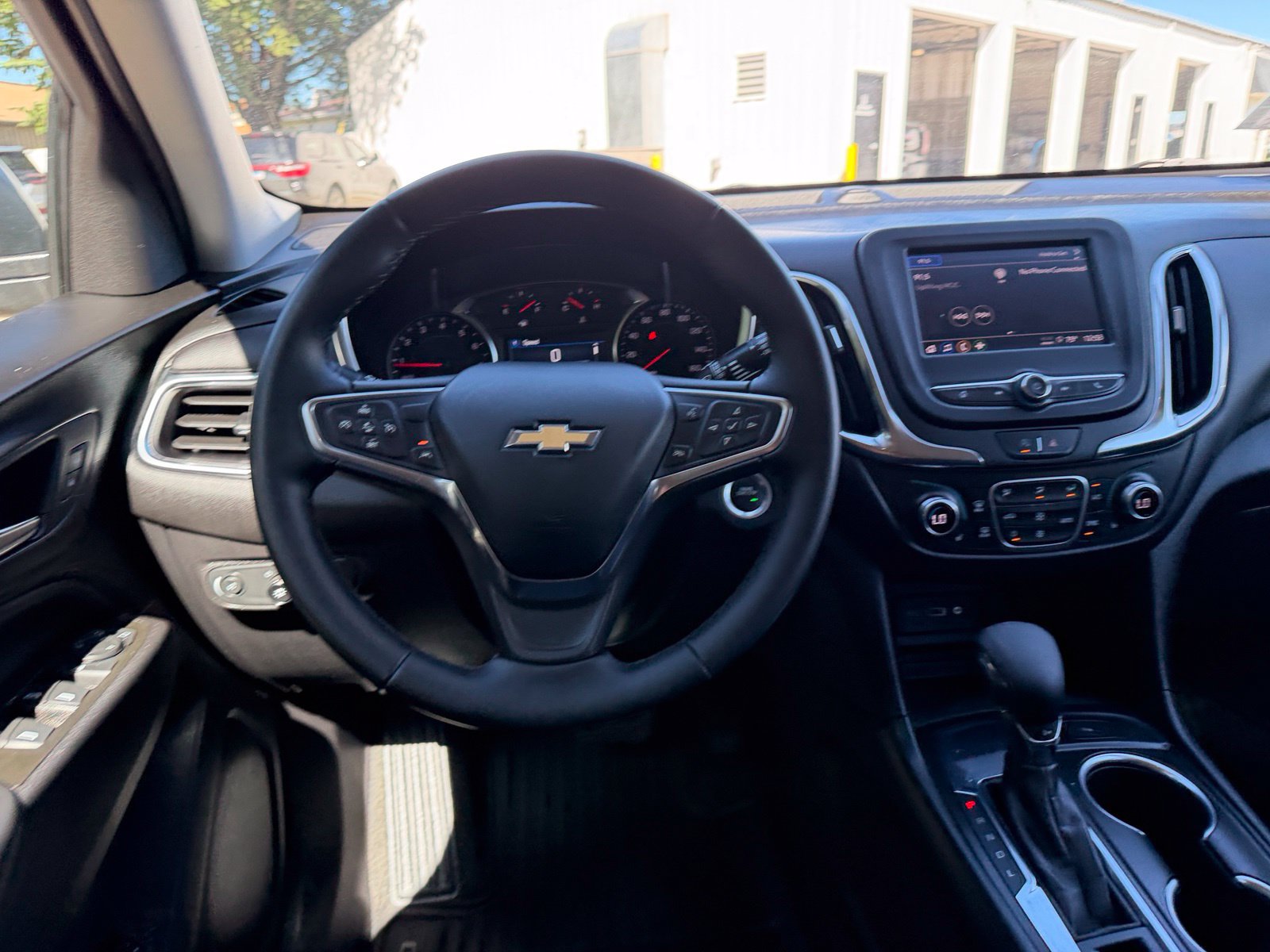 Used 2024 Chevrolet Equinox LT w/ LPO, Floor Liner Package FWD image 13