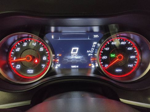 Used 2019 Dodge Charger SXT AWD/4WD image 23