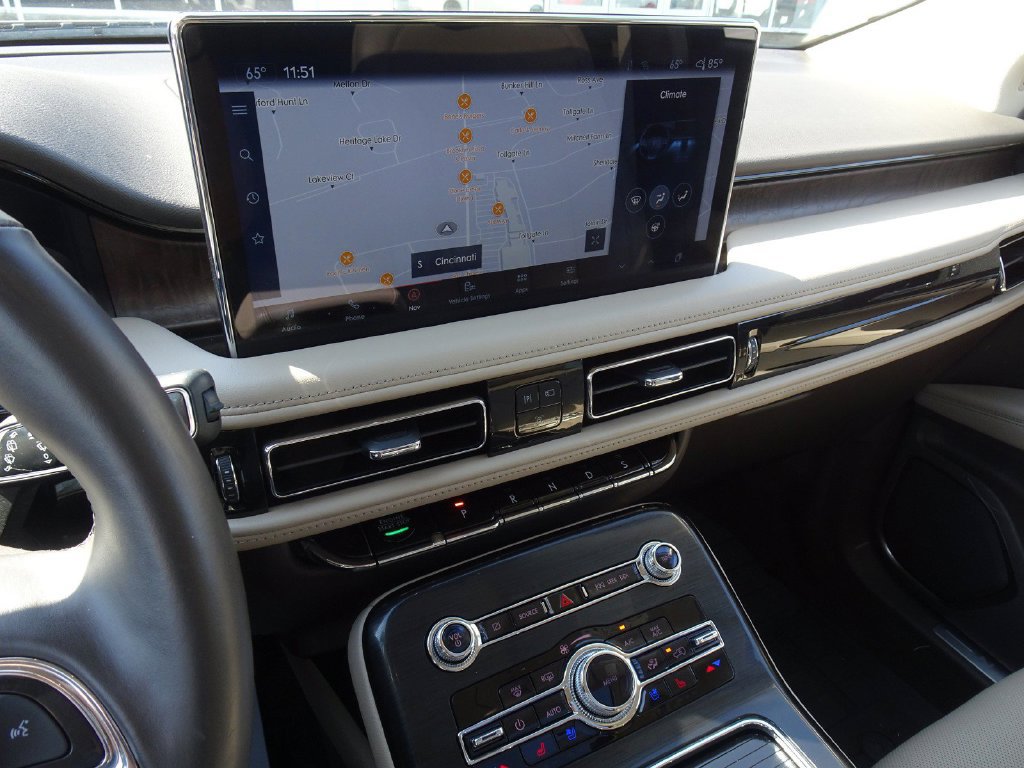 Used 2021 Lincoln Nautilus Reserve AWD/4WD image 19