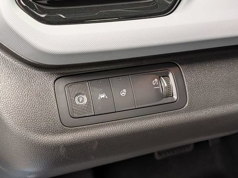 New 2027 Chevrolet Bolt RS w/ Technology Package FWD image 18