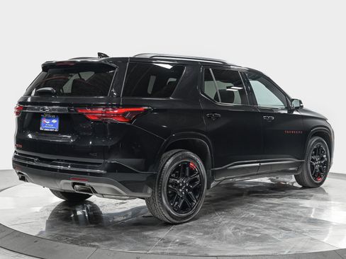 Used 2023 Chevrolet Traverse Premier w/ Redline Edition image 7