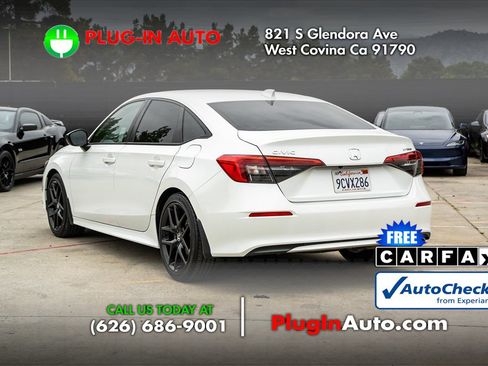 Used 2022 Honda Civic Sport image 2
