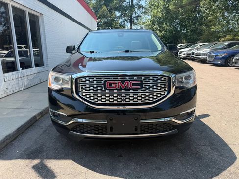 Used 2018 GMC Acadia Denali AWD/4WD image 3