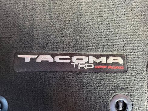 Used 2024 Toyota Tacoma TRD Off-Road AWD/4WD image 50