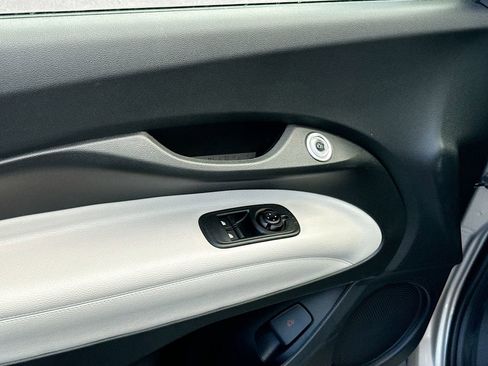 New 2025 FIAT 500 e image 18