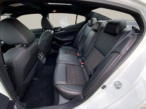 Used 2023 Nissan Maxima SR w/ Sport Mat Group image 19