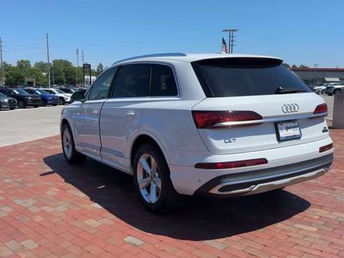 Used 2022 Audi Q7 3.0T Premium AWD/4WD image 9