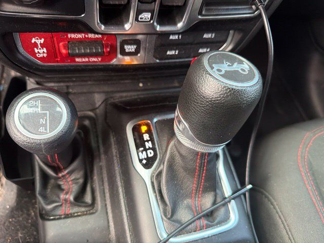 Used 2019 Jeep Wrangler Unlimited Rubicon AWD/4WD image 9