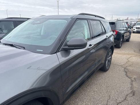 New 2026 Ford Explorer Active w/ Active Comfort Package image 25