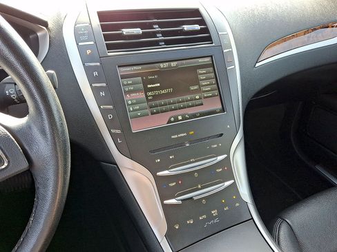 Used 2016 Lincoln MKZ Hybrid FWD image 14