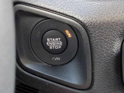 Certified 2025 Jeep Wrangler Sport AWD/4WD image 24