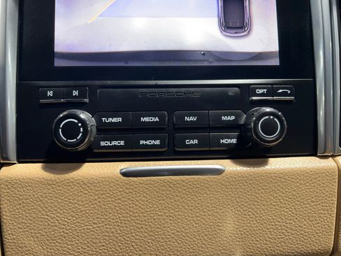 Used 2017 Porsche Macan S image 35