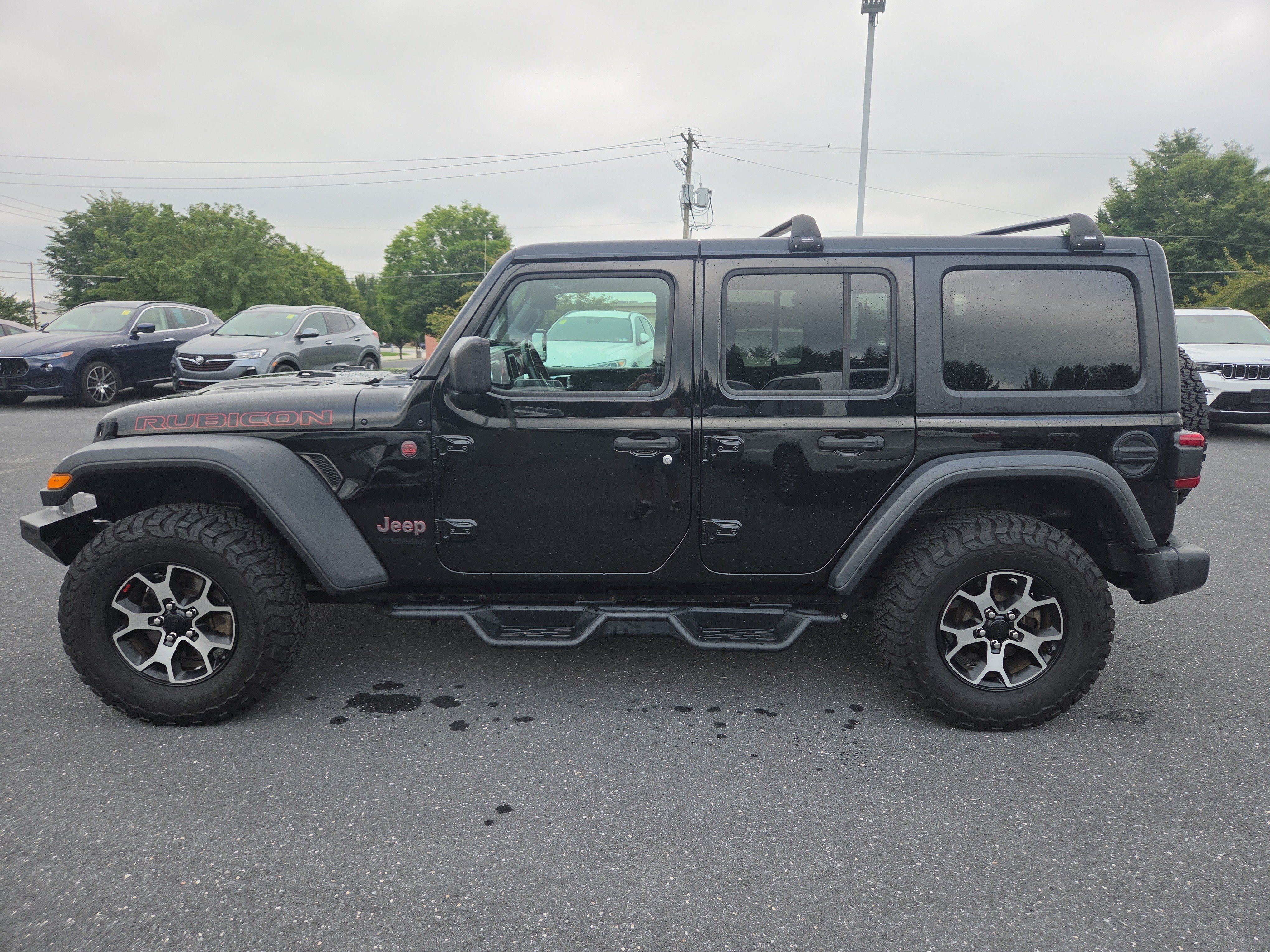 Used 2021 Jeep Wrangler Unlimited Rubicon w/ LED Lighting Group AWD/4WD image 11