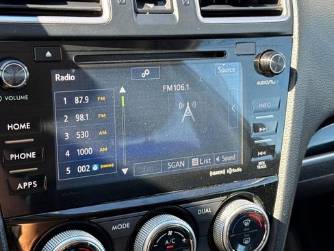 Used 2017 Subaru Forester 2.5i Touring image 18