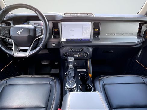 Used 2024 Ford Bronco Badlands AWD/4WD image 7
