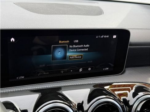 Used 2020 Mercedes-Benz CLA 250 image 45