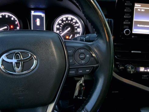 Used 2024 Toyota Camry SE FWD image 24