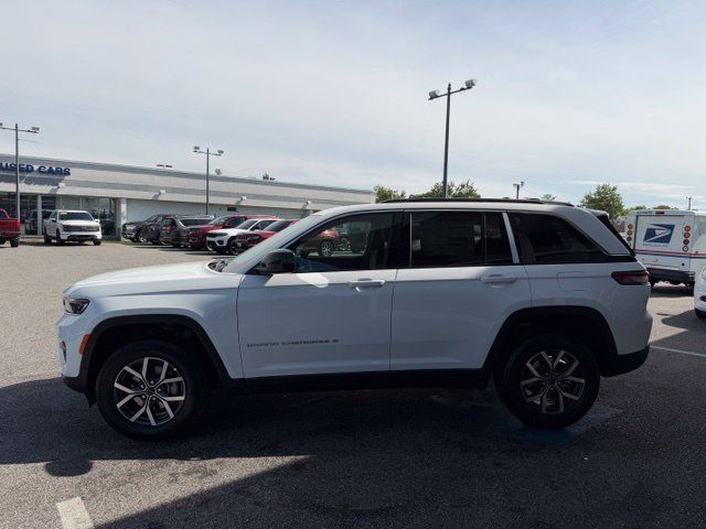 New 2027 Jeep Grand Cherokee 4WD image 19