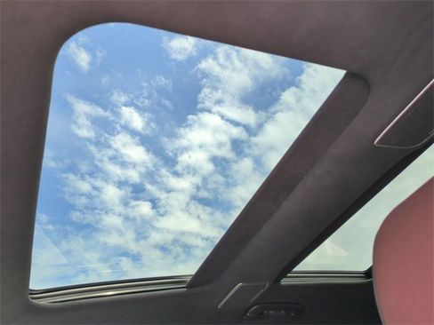 New 2025 Genesis GV80 3.5T Prestige image 18