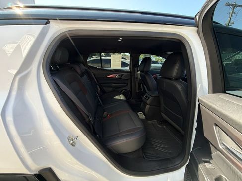 Used 2024 Chevrolet Equinox EV RS FWD image 58