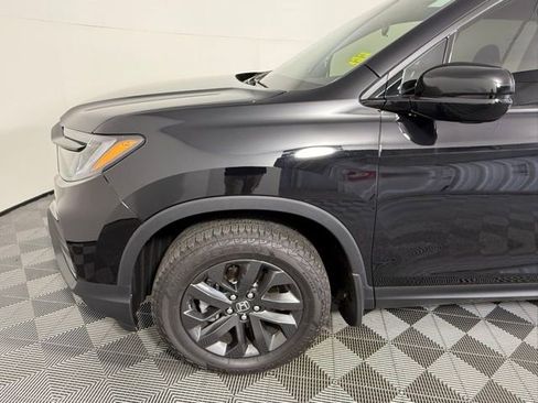 Used 2025 Honda Ridgeline Sport image 12