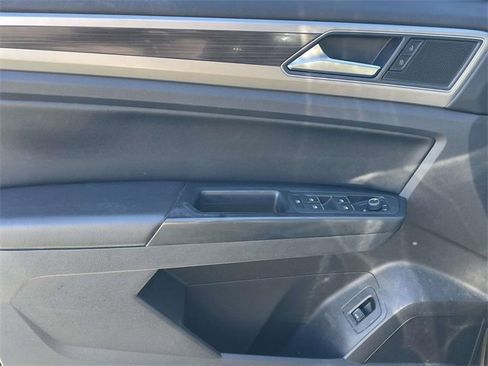 Used 2019 Volkswagen Atlas SE w/ Panoramic Sunroof Package image 27