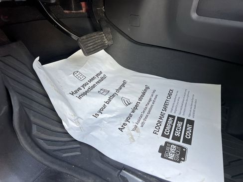 Used 2020 Chevrolet Silverado 1500 LT Trail Boss image 17