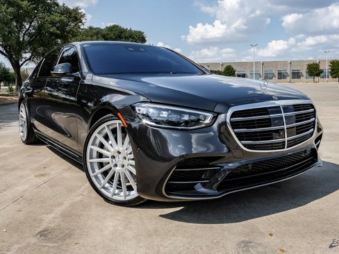 Used 2023 Mercedes-Benz S 580 4MATIC Sedan w/ AMG Line image 23