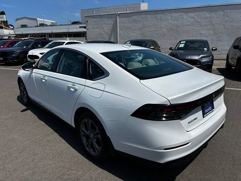 Used 2023 Honda Accord EX image 6