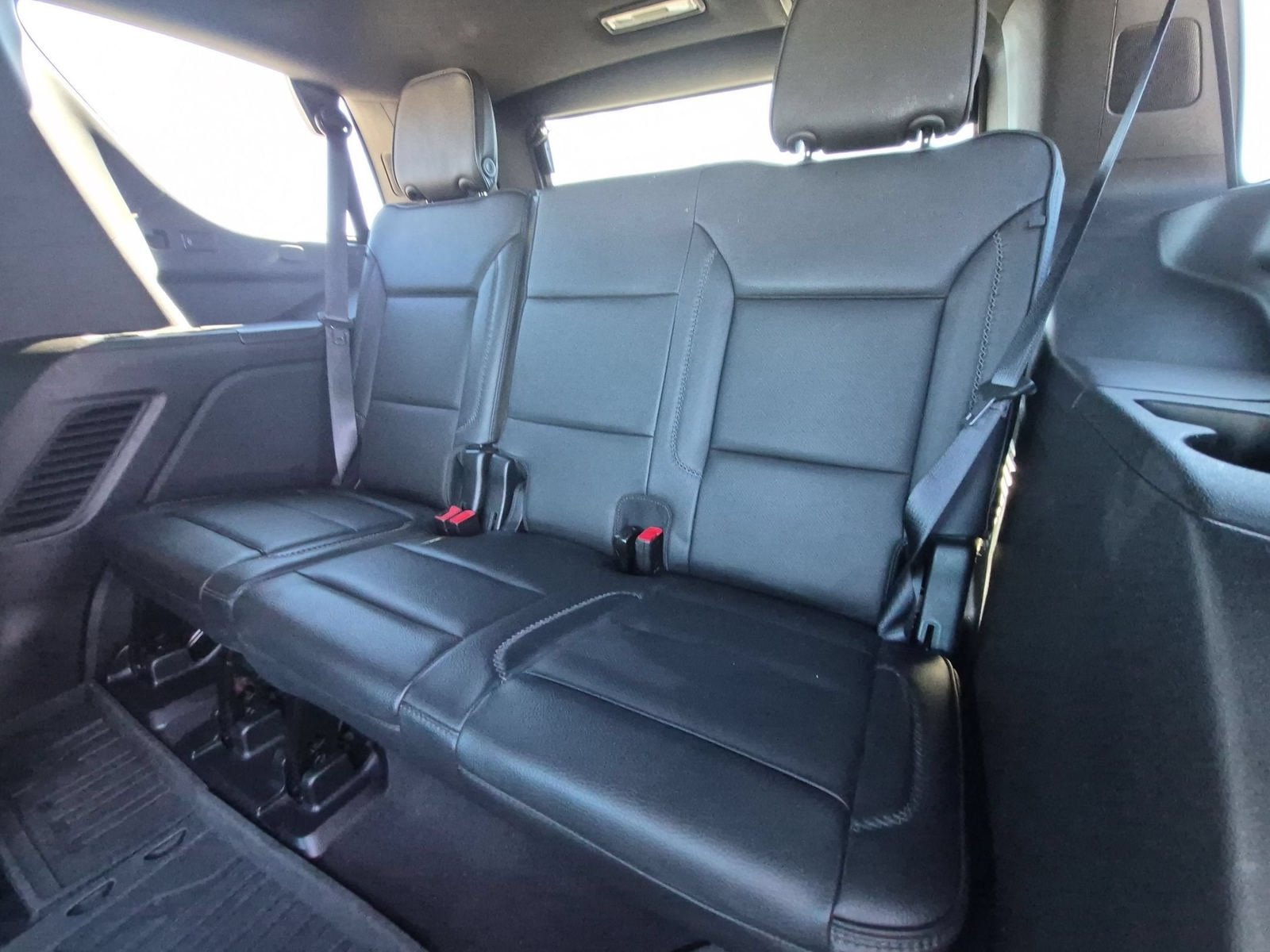 Used 2023 GMC Yukon Denali AWD/4WD image 30