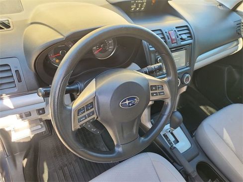 Used 2015 Subaru Forester 2.5i Premium image 10