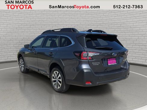 Used 2023 Subaru Outback Premium AWD/4WD image 8