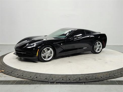 Used 2017 Chevrolet Corvette Stingray Coupe w/ Battery Protection Package image 3