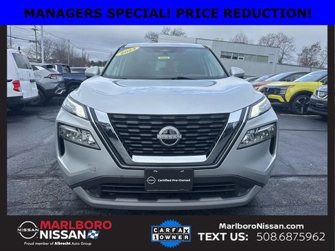 Certified 2023 Nissan Rogue SV image 2