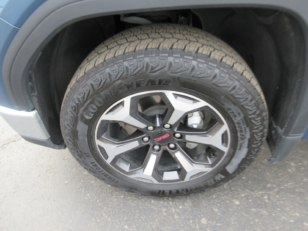 Certified 2024 GMC Sierra 1500 Pro w/ Pro Value Package AWD/4WD image 13