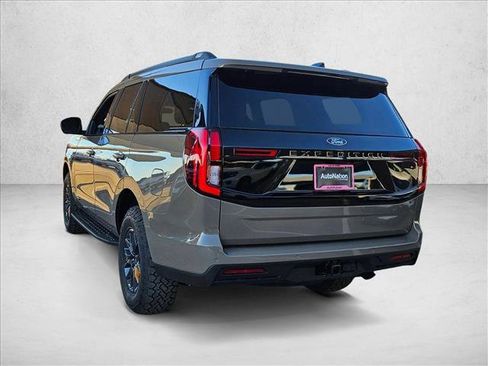 New 2026 Ford Expedition Tremor image 9