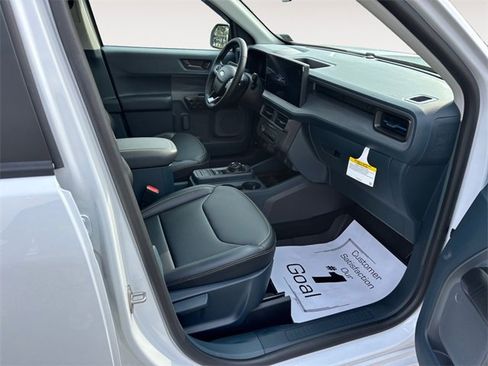 New 2025 Ford Maverick Lobo image 15