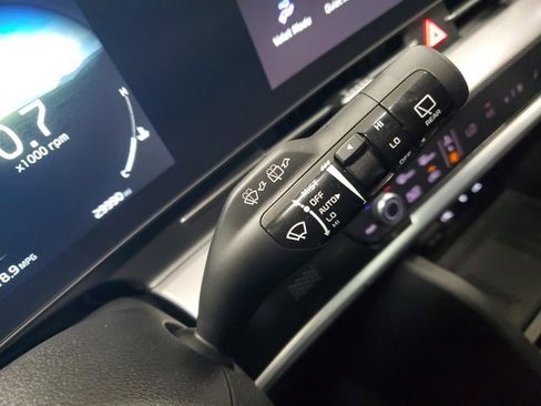 Used 2024 Kia Sportage SX image 27