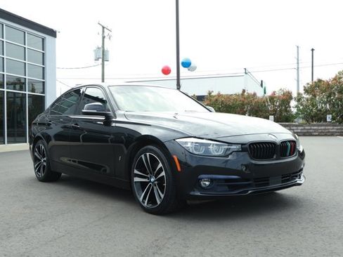 Used 2018 BMW 330e image 3