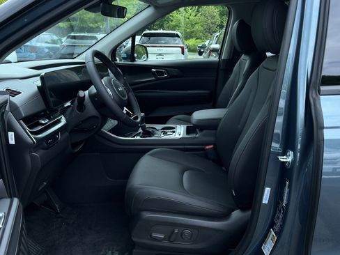 New 2026 Kia Carnival SX FWD image 26