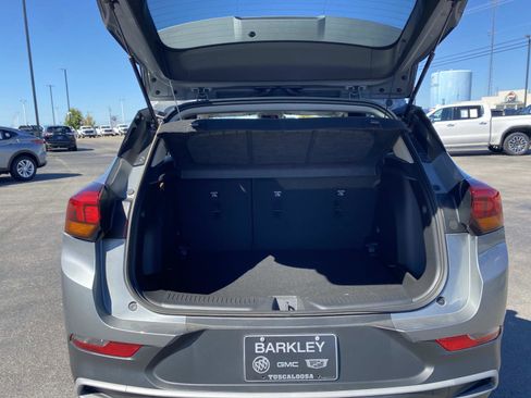 New 2025 Buick Encore GX Preferred image 9