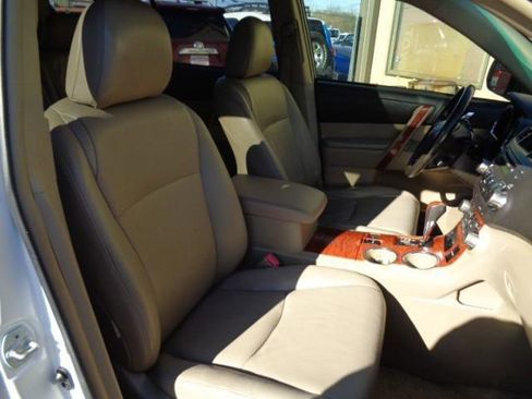 Used 2009 Toyota Highlander Limited image 23