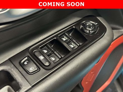 Certified 2021 Jeep Renegade Trailhawk AWD/4WD image 19
