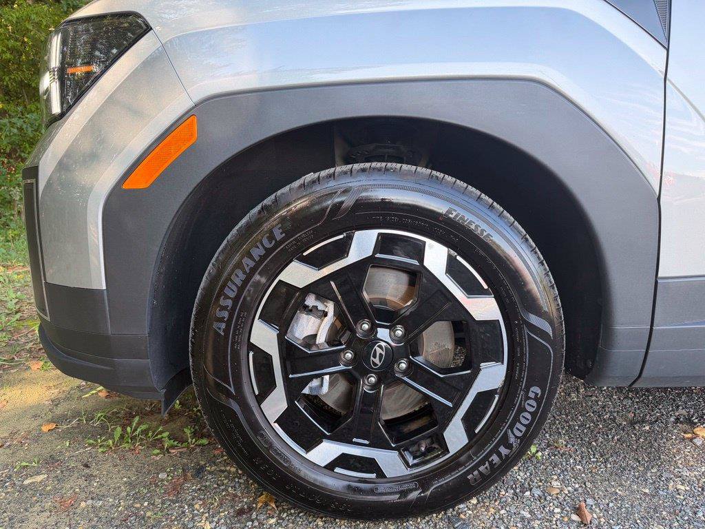 Used 2026 Hyundai Santa Fe SEL AWD/4WD image 13