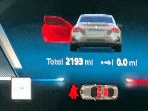 Used 2025 BMW M240i xDrive Coupe w/ Premium Package image 15