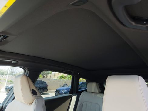 New 2026 BMW X3 xDrive30i w/ Premium Package AWD/4WD image 9