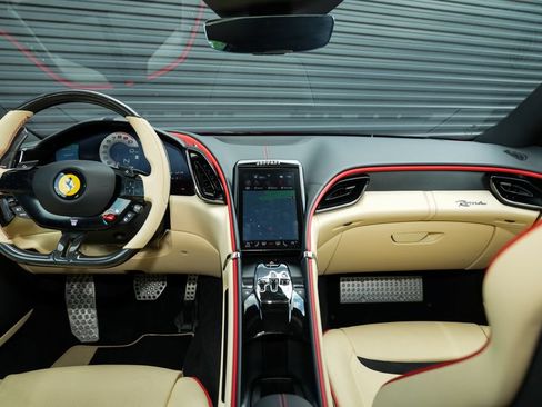 Used 2024 Ferrari Roma RWD image 35