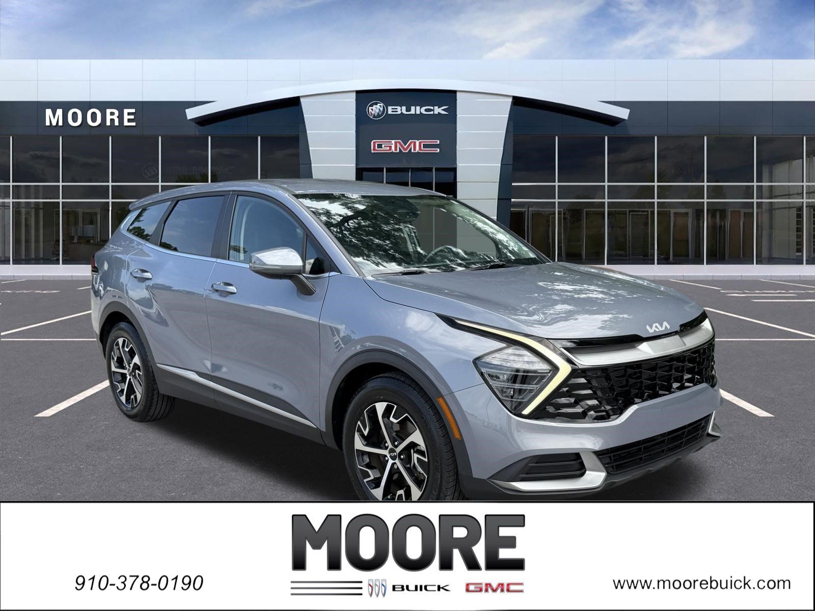 Used 2024 Kia Sportage EX FWD image 1