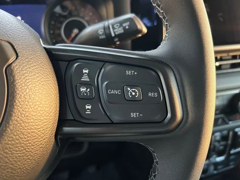 New 2026 Jeep Gladiator Mojave w/ Safety Group image 16